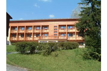 Eslovaquia Penzión Tatranská Štrba, Exterior